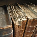 300px-Old_book_bindings_cropped